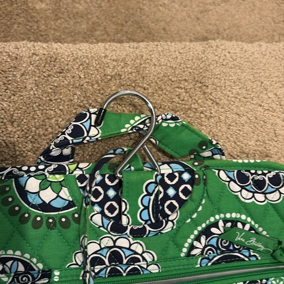 Vera Bradley hanging toiletries organizer - Picture 2 of 9